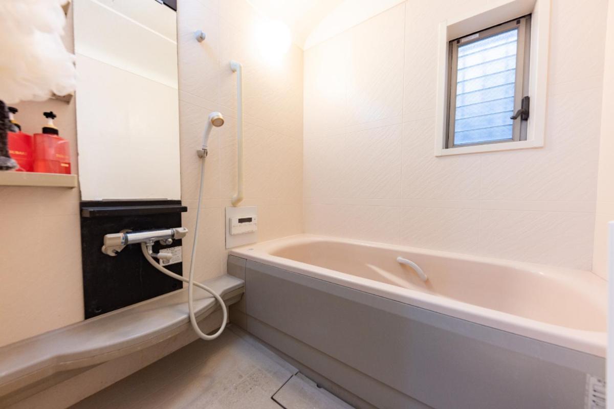 Apartamento Not A Home亀有 駅徒歩5分 無料駐車場 ディズニー羽田空港バス直通 90m2 茶道体験